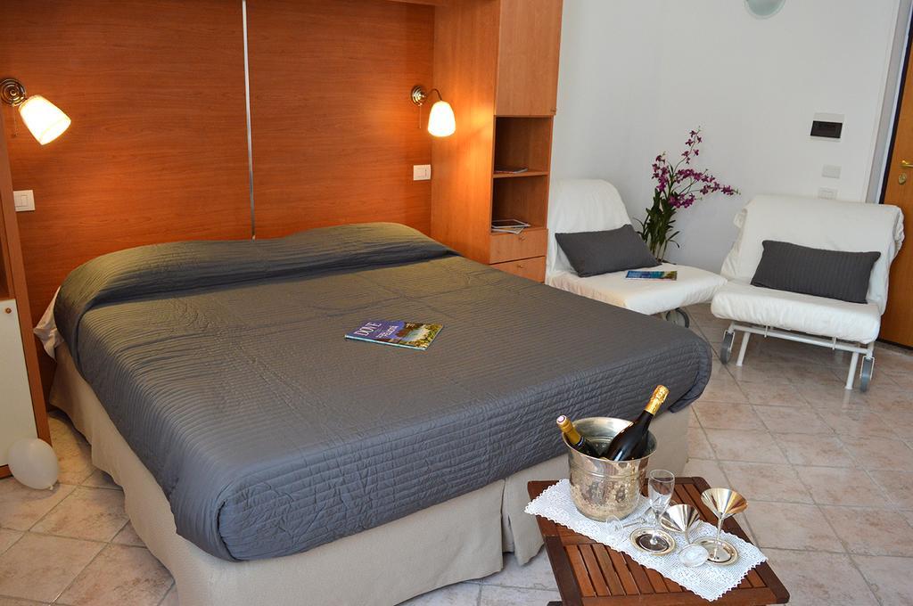 Seawall Holiday Home Salerno Ngoại thất bức ảnh